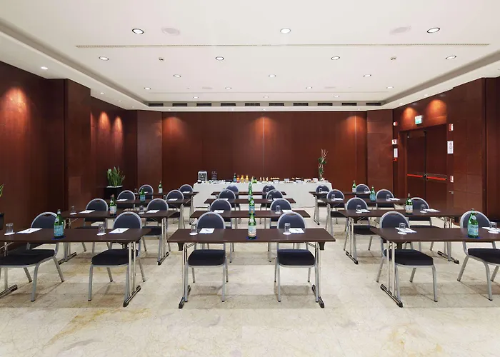 Nh Collection Centro Hotel 4*