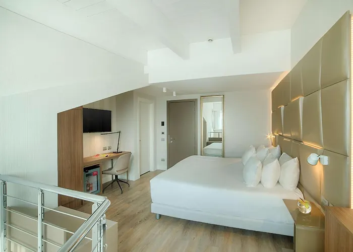 Hotel Nh Collection Centro 4*