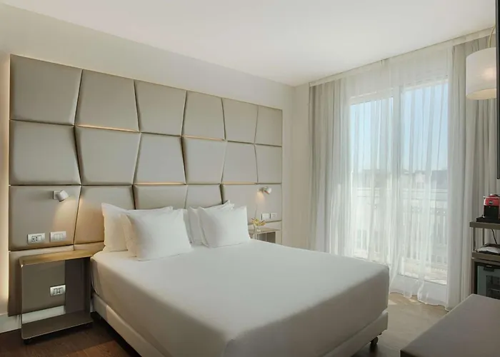 Nh Collection Centro Hotel 4*