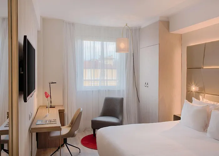 Nh Collection Centro Otel