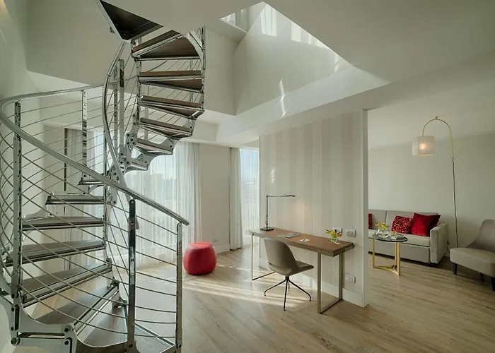 Hotel Nh Collection Centro 4*