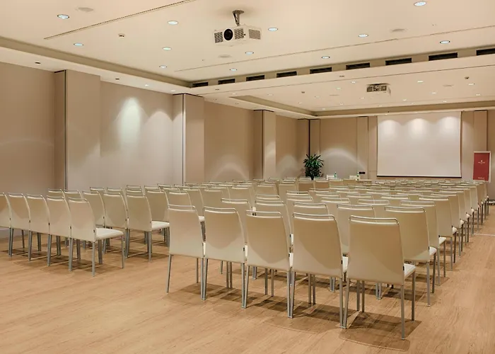 Nh Collection Centro Hotel 4*